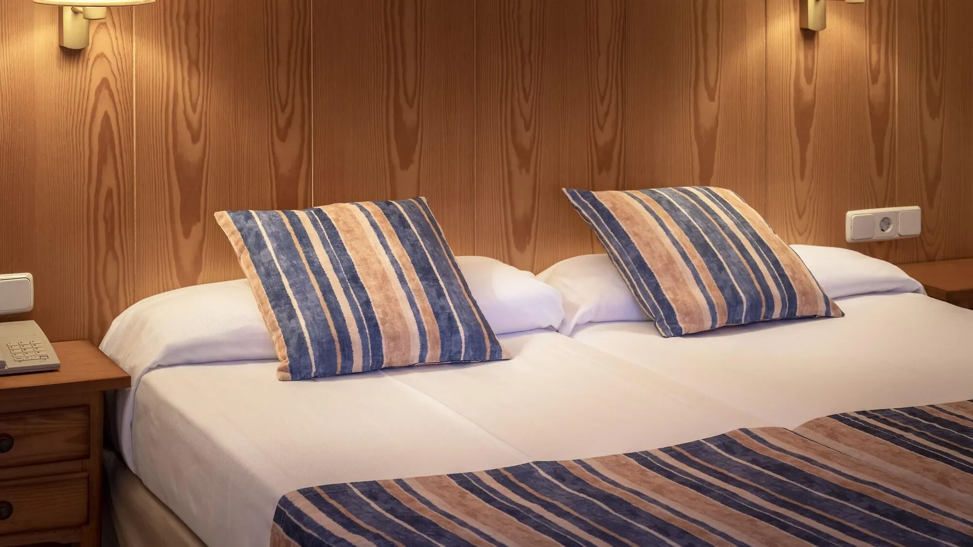 Hotel Ght Neptuno-Tossa & Venus Spa توسا ذي مار